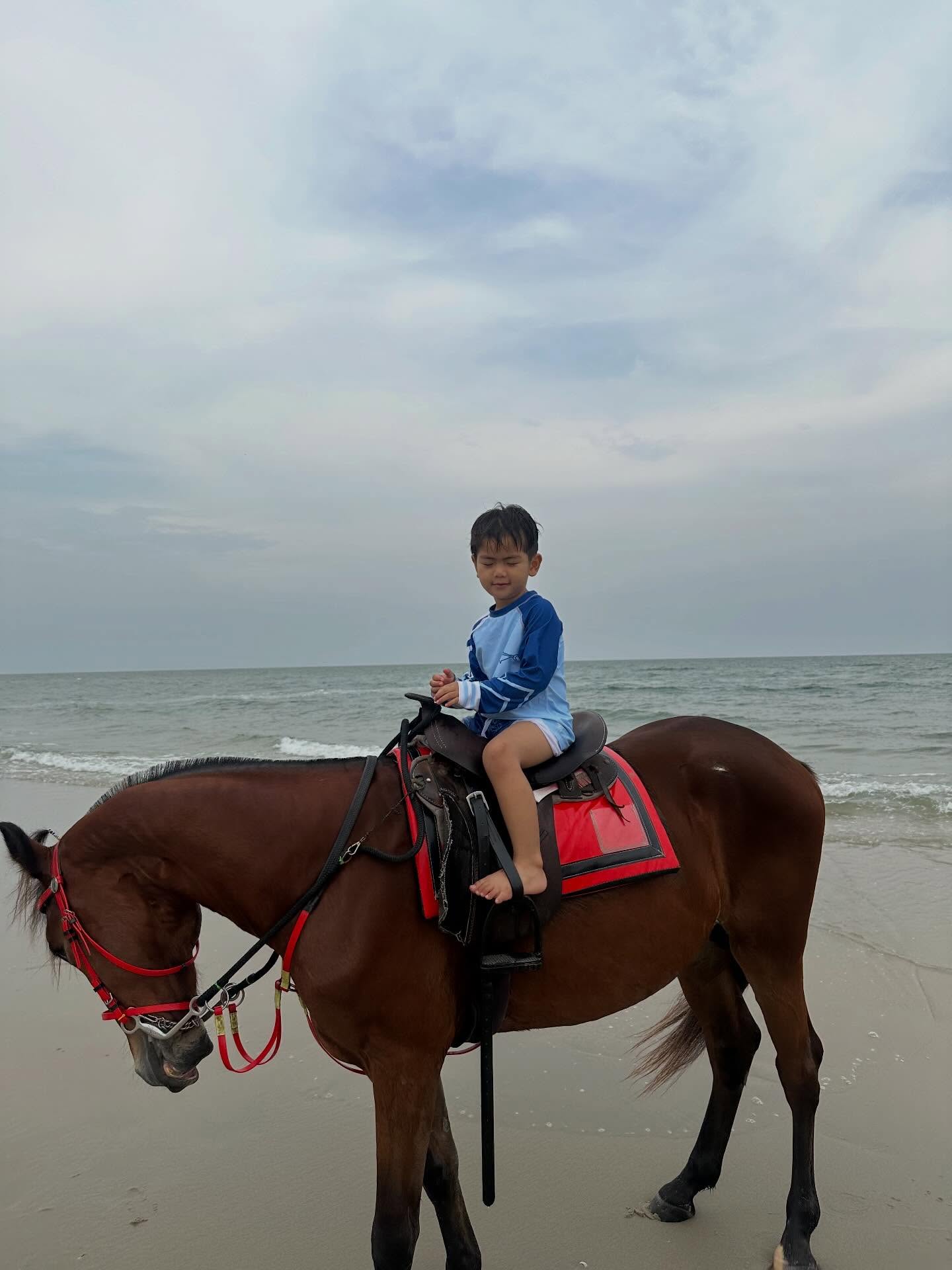 บุ๋ม - ปนัดดา วงศ์ผู้ดี