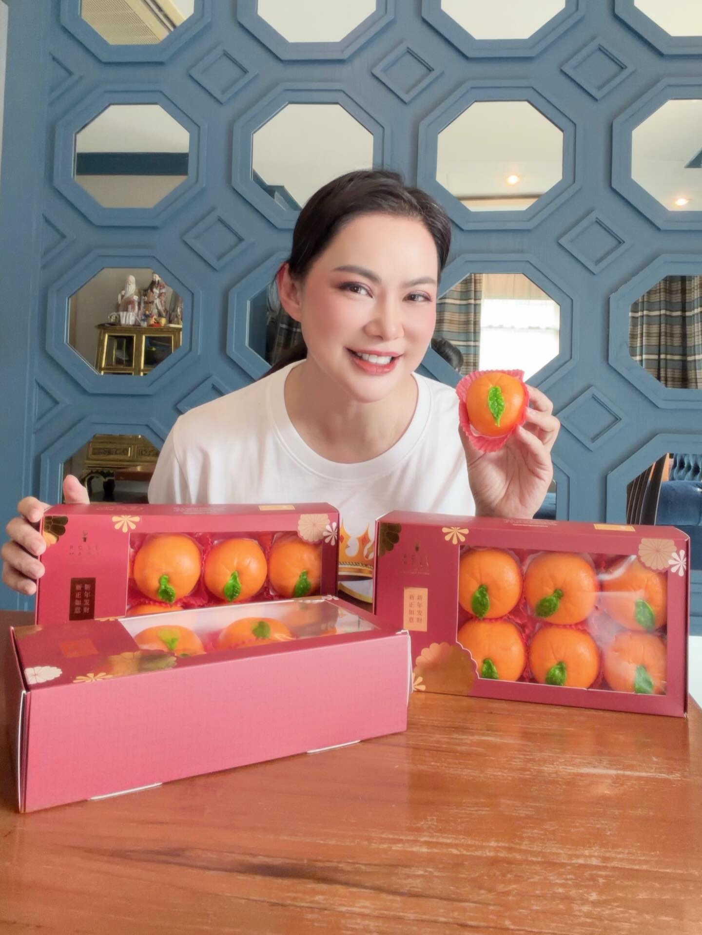 บุ๋ม - ปนัดดา วงศ์ผู้ดี