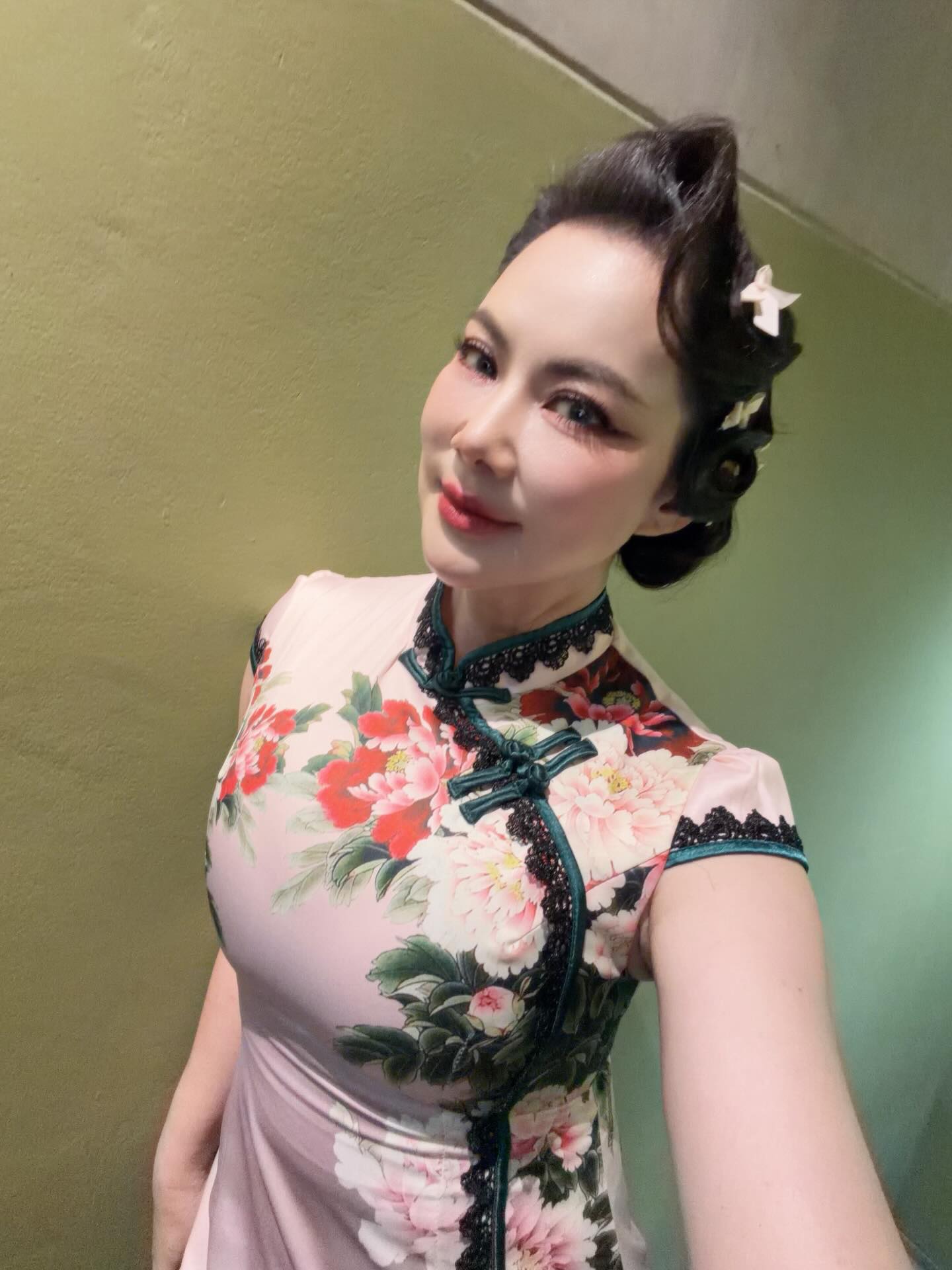 บุ๋ม - ปนัดดา วงศ์ผู้ดี