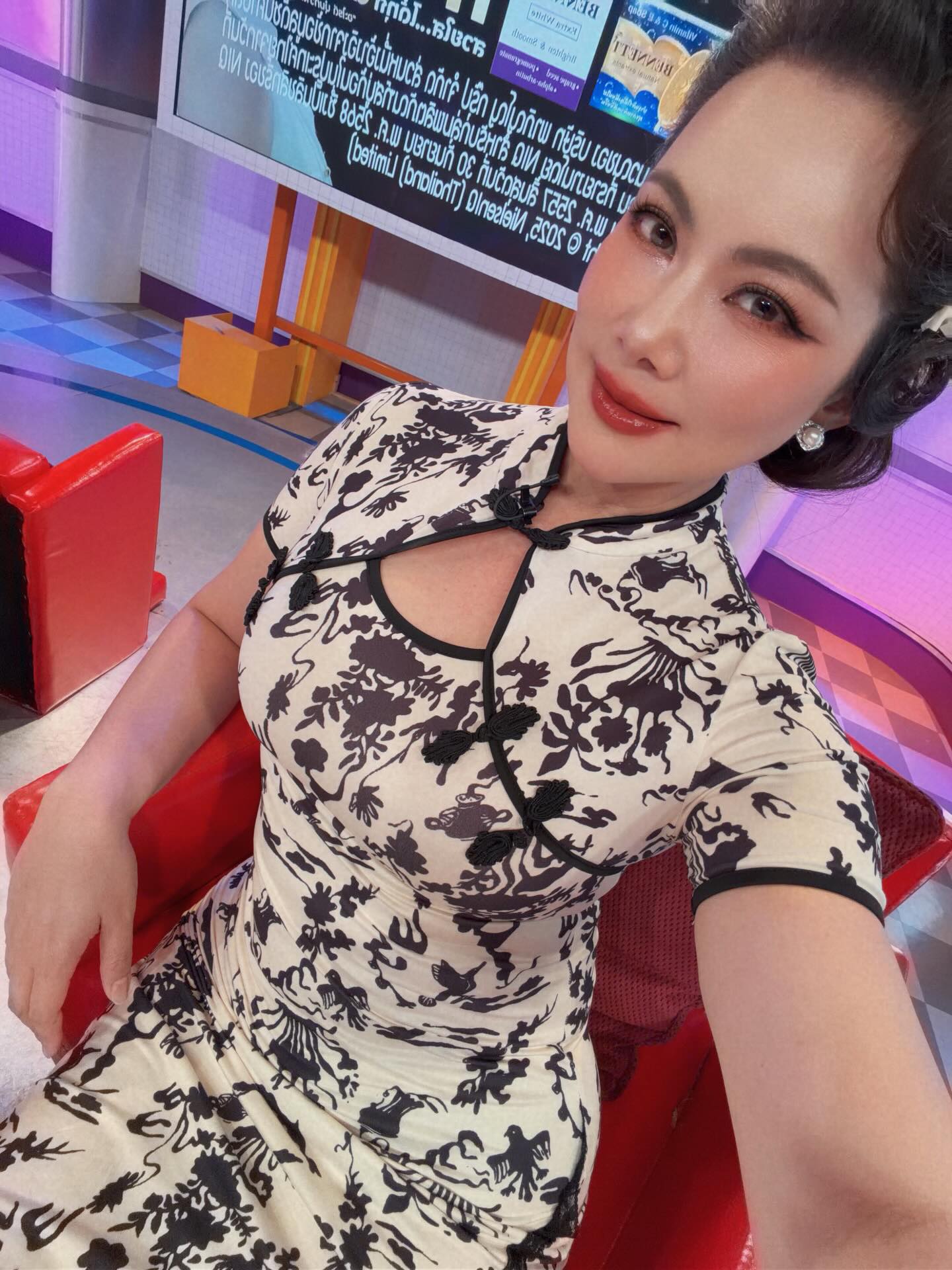 บุ๋ม - ปนัดดา วงศ์ผู้ดี