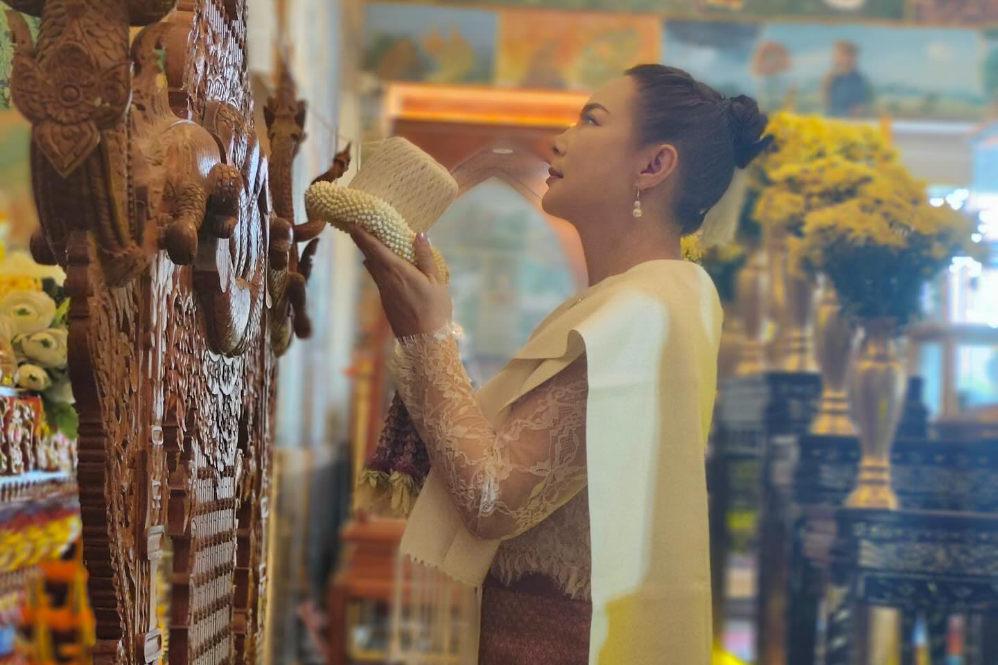 บุ๋ม - ปนัดดา วงศ์ผู้ดี