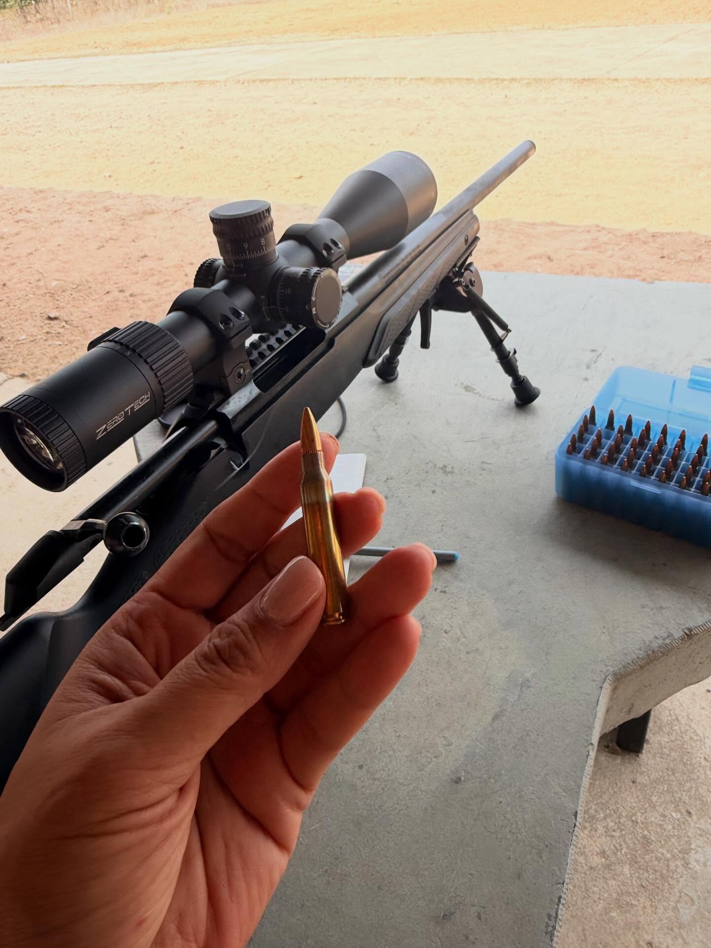 บุ๋ม - ปนัดดา วงศ์ผู้ดี