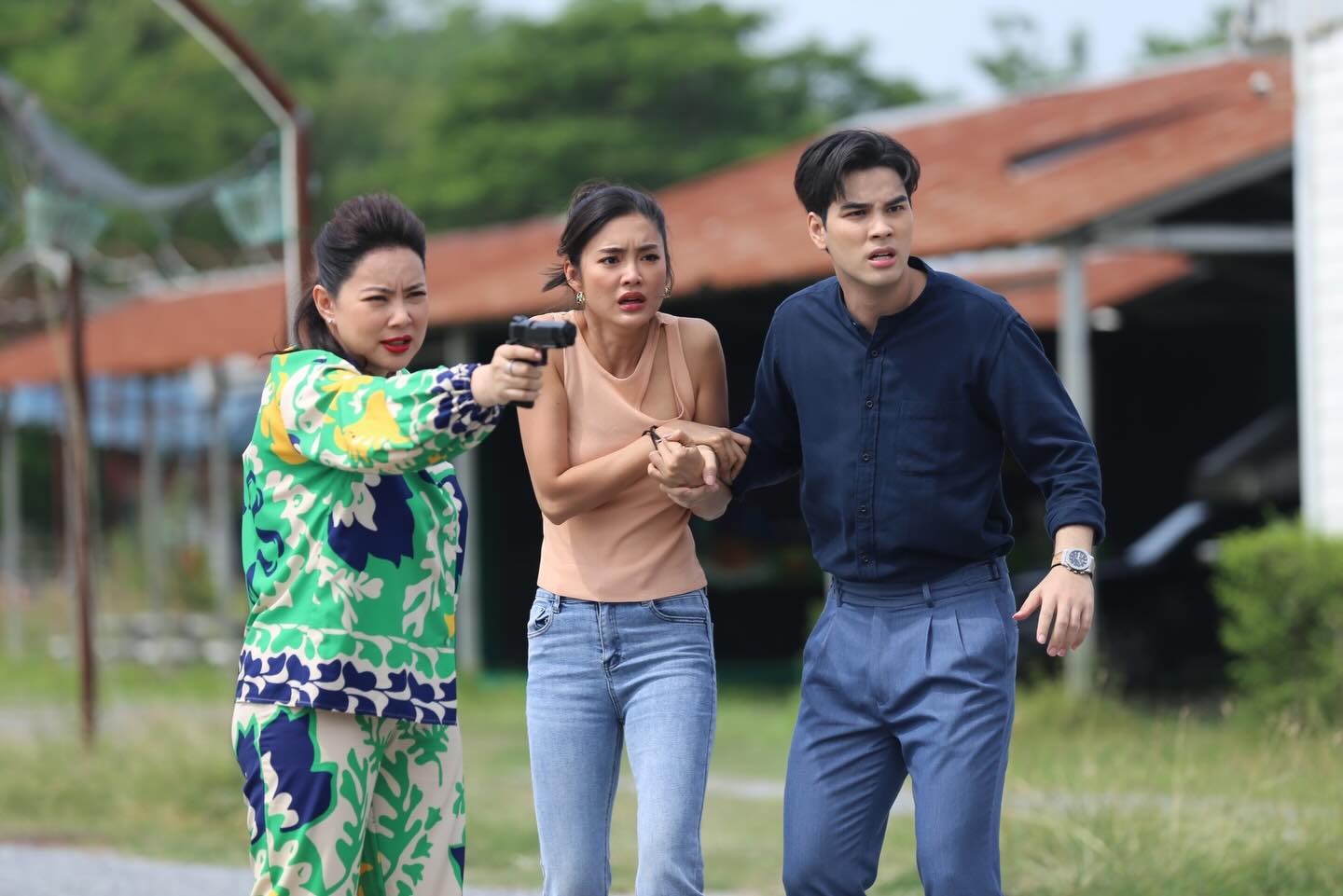 บุ๋ม - ปนัดดา วงศ์ผู้ดี