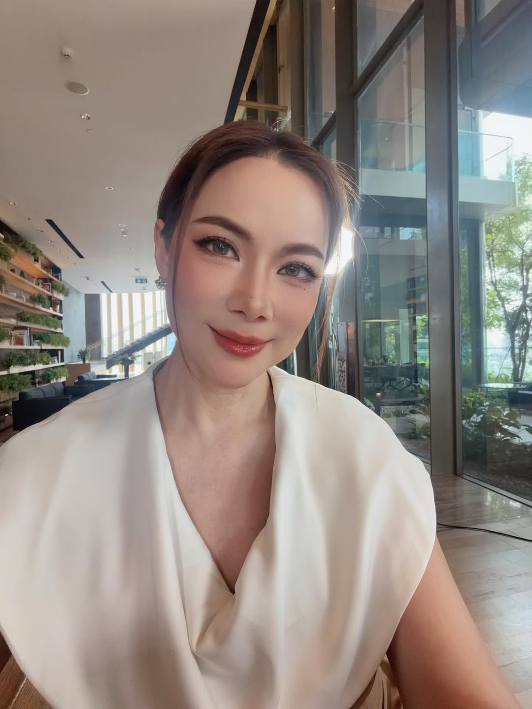 บุ๋ม - ปนัดดา วงศ์ผู้ดี