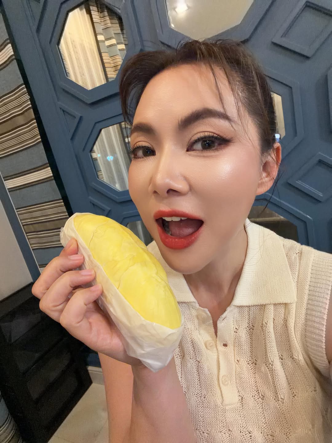 บุ๋ม - ปนัดดา วงศ์ผู้ดี