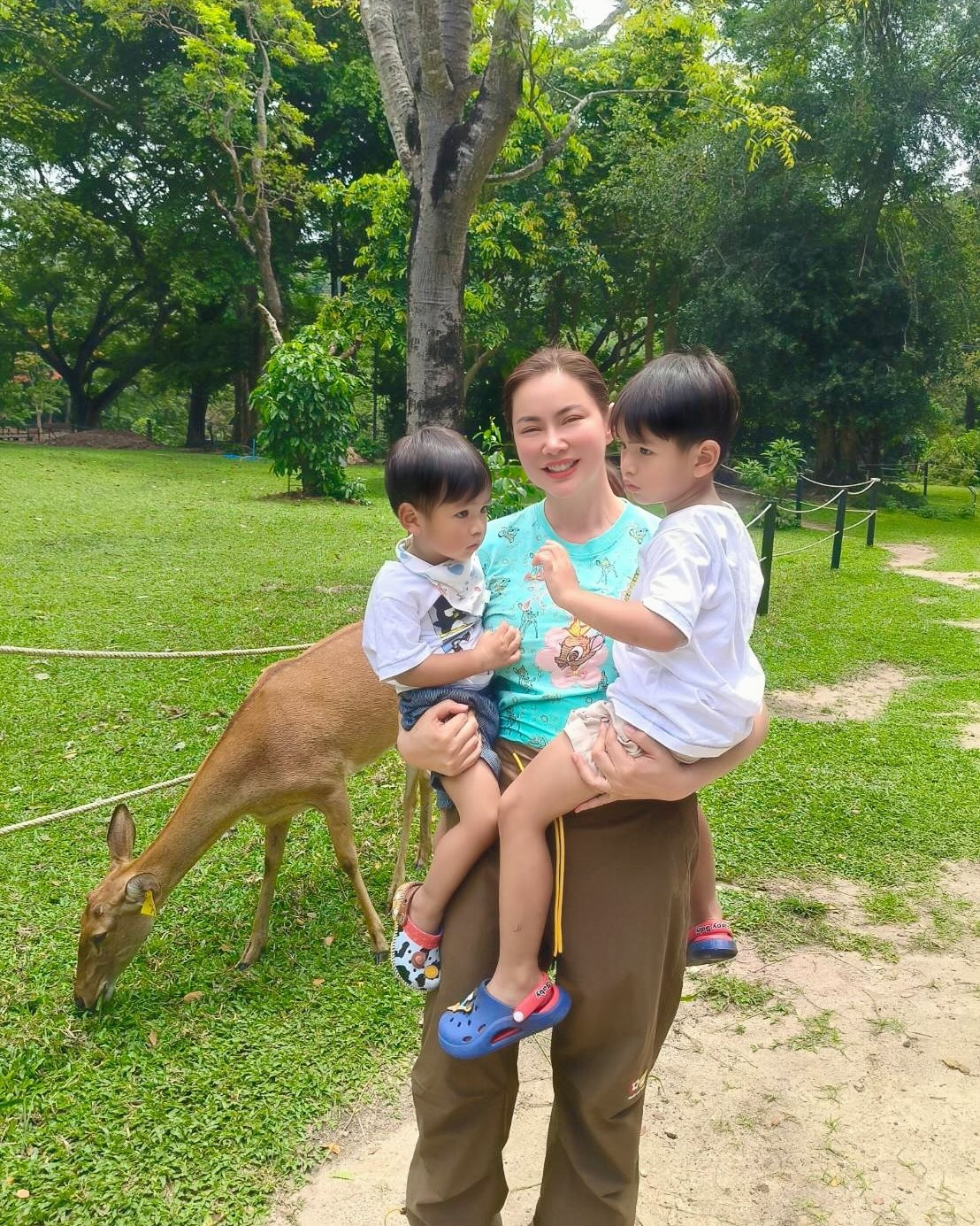 บุ๋ม - ปนัดดา วงศ์ผู้ดี
