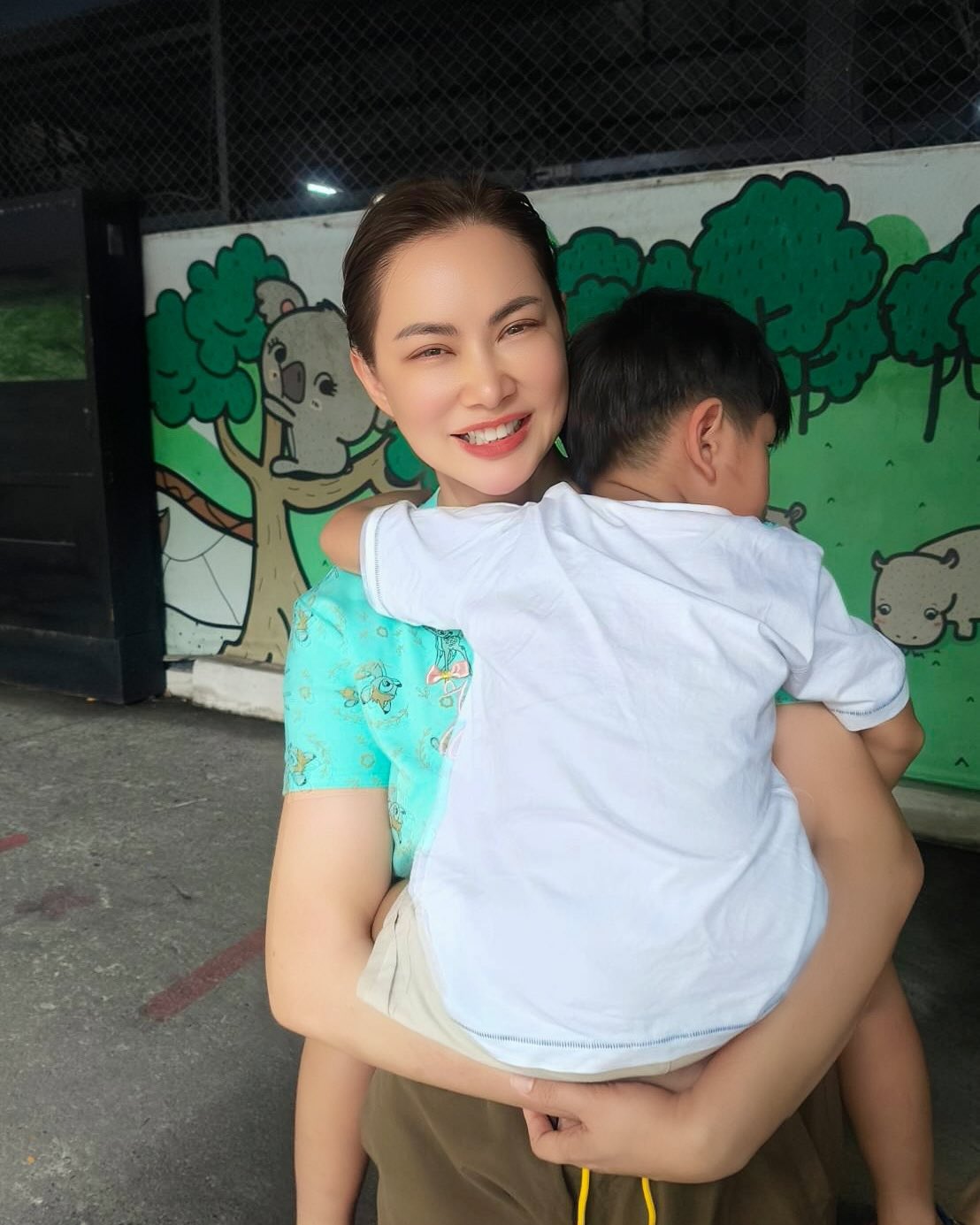 บุ๋ม - ปนัดดา วงศ์ผู้ดี