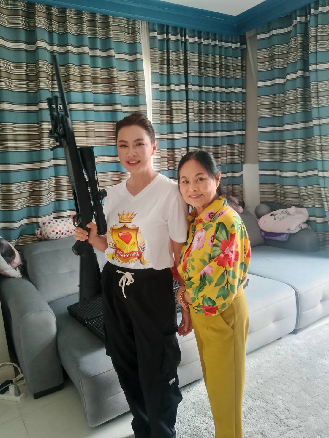 บุ๋ม - ปนัดดา วงศ์ผู้ดี