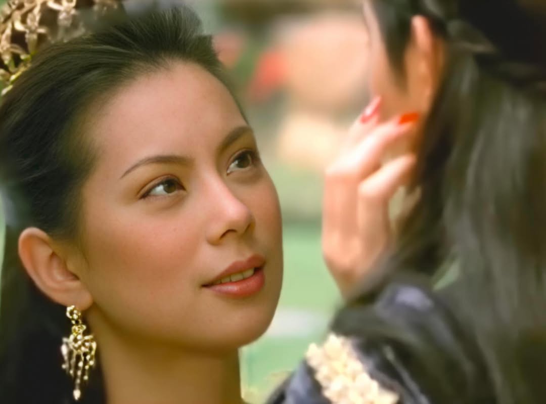 บุ๋ม - ปนัดดา วงศ์ผู้ดี