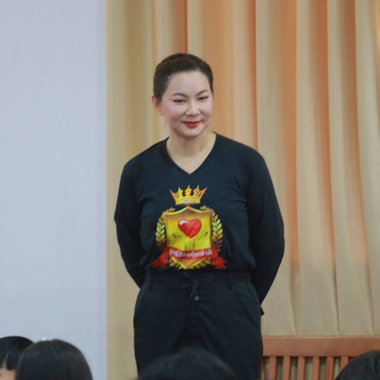 บุ๋ม - ปนัดดา วงศ์ผู้ดี