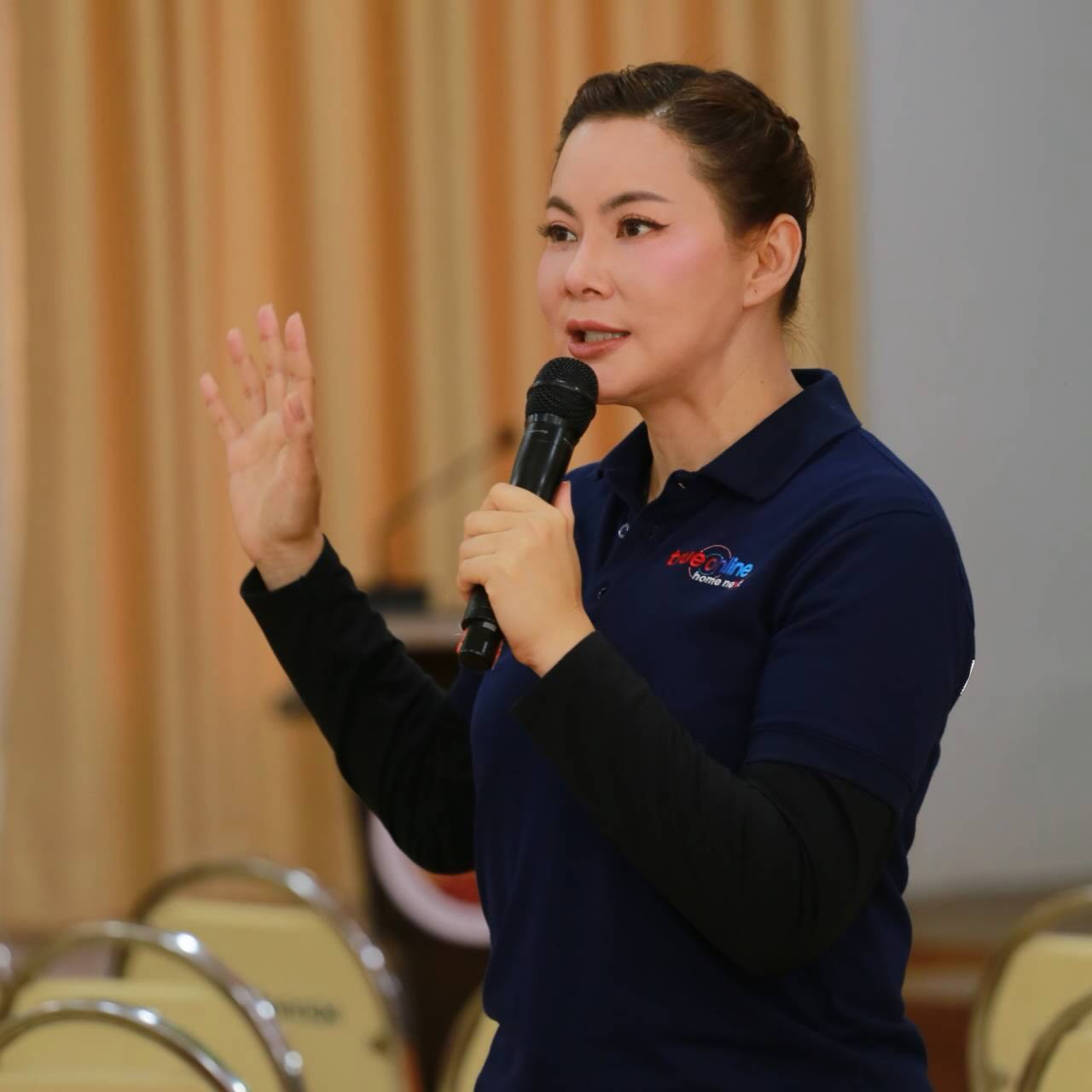 บุ๋ม - ปนัดดา วงศ์ผู้ดี