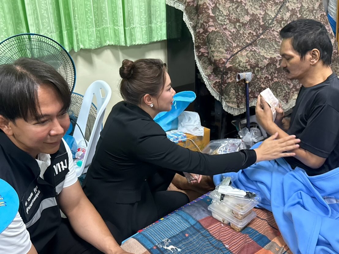 บุ๋ม - ปนัดดา วงศ์ผู้ดี