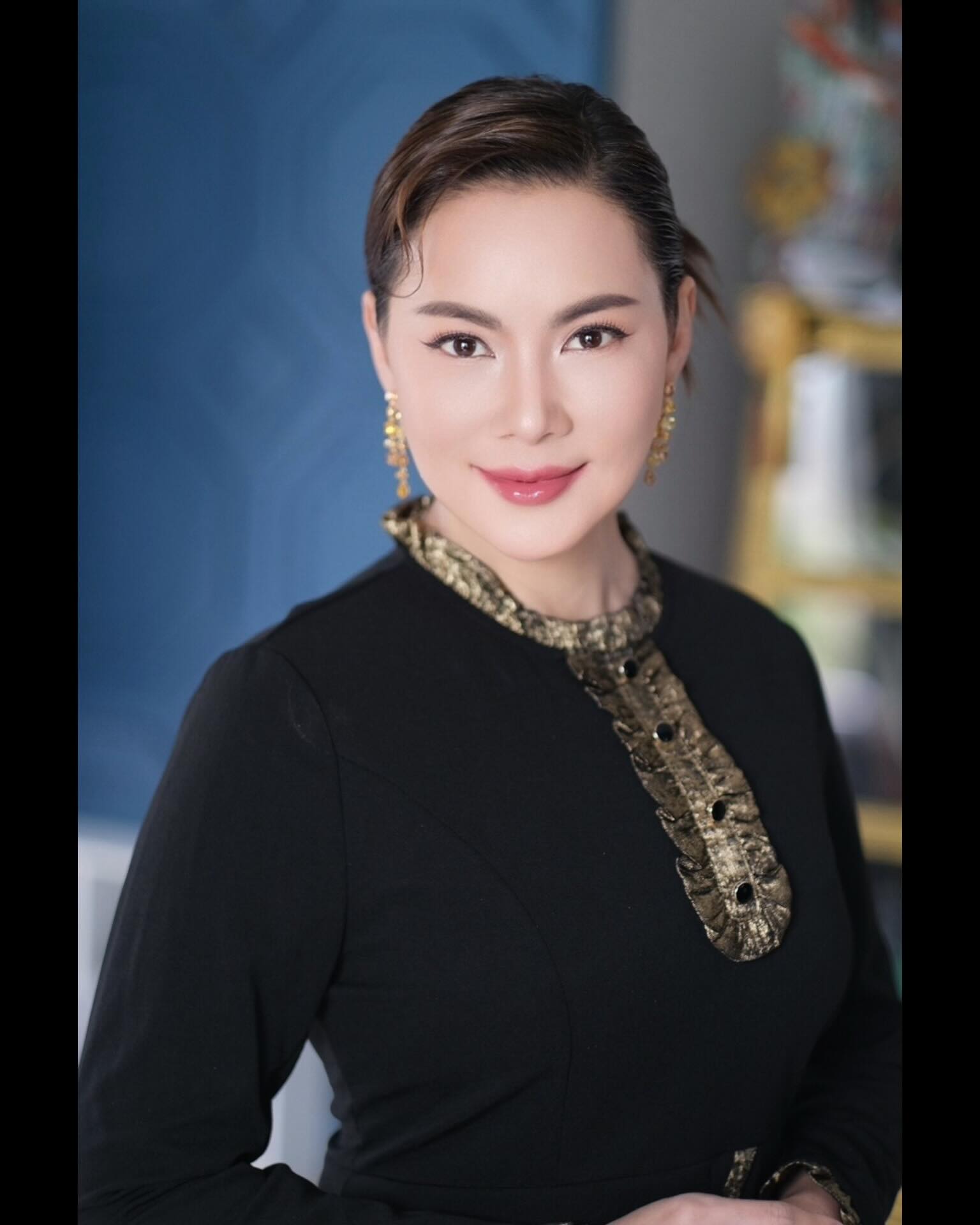 บุ๋ม - ปนัดดา วงศ์ผู้ดี