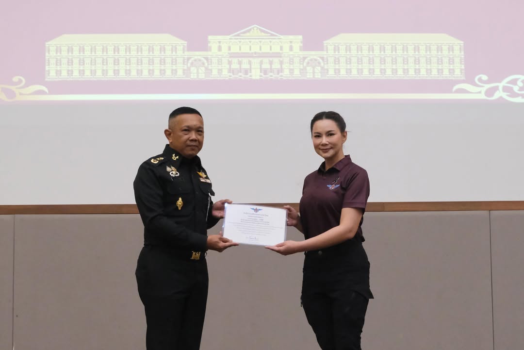 บุ๋ม - ปนัดดา วงศ์ผู้ดี