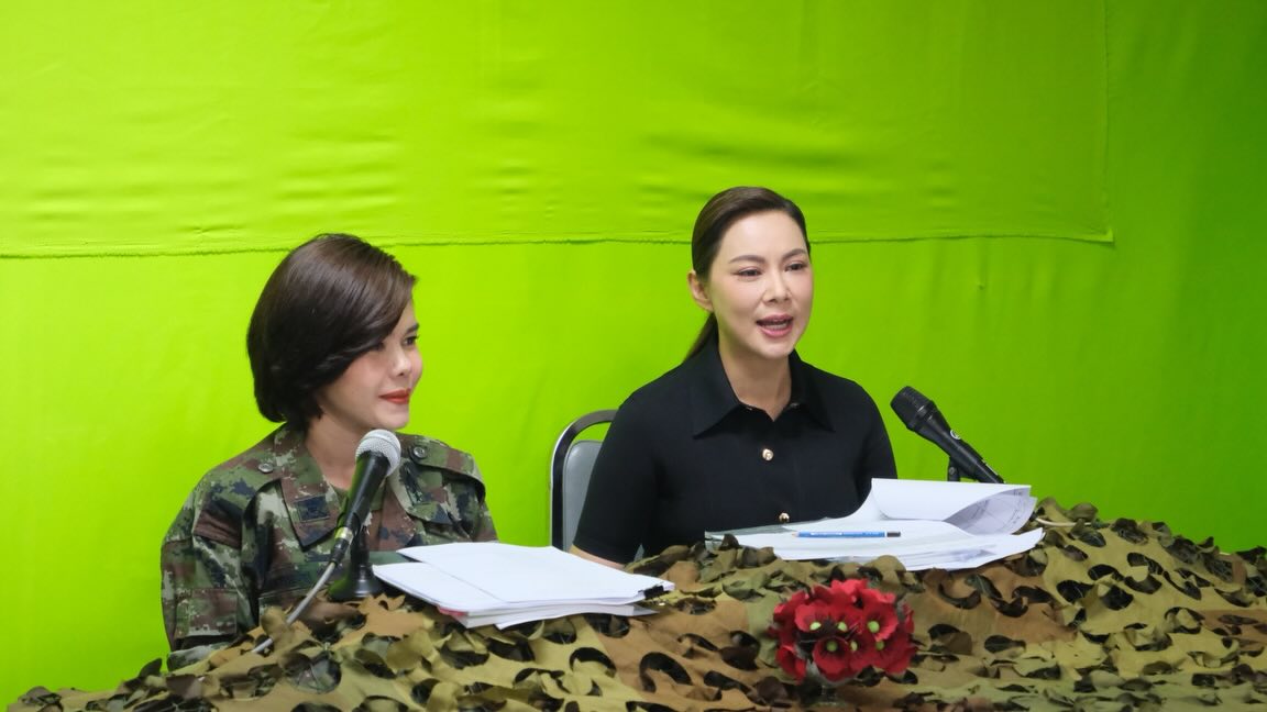 บุ๋ม - ปนัดดา วงศ์ผู้ดี