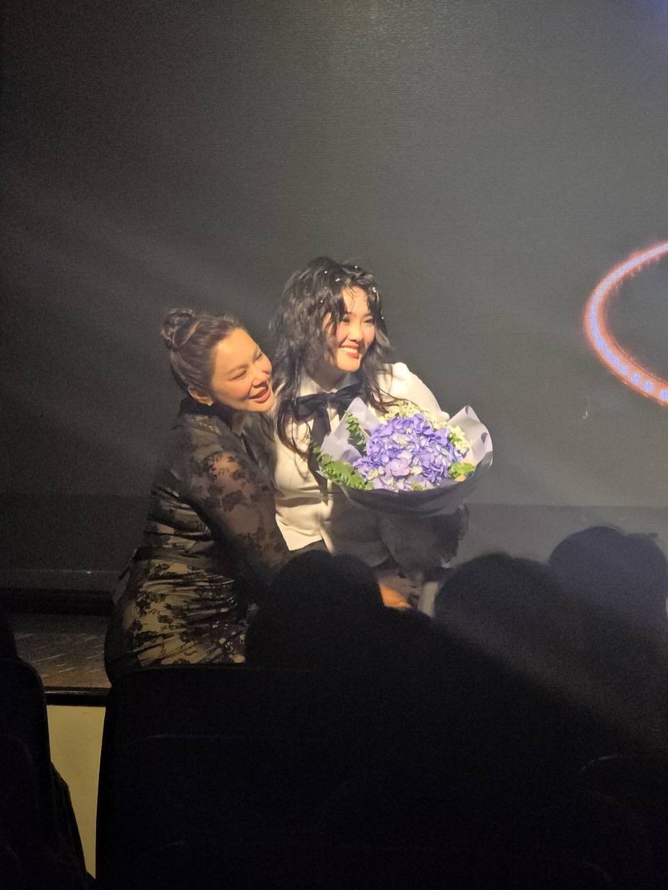 บุ๋ม - ปนัดดา วงศ์ผู้ดี