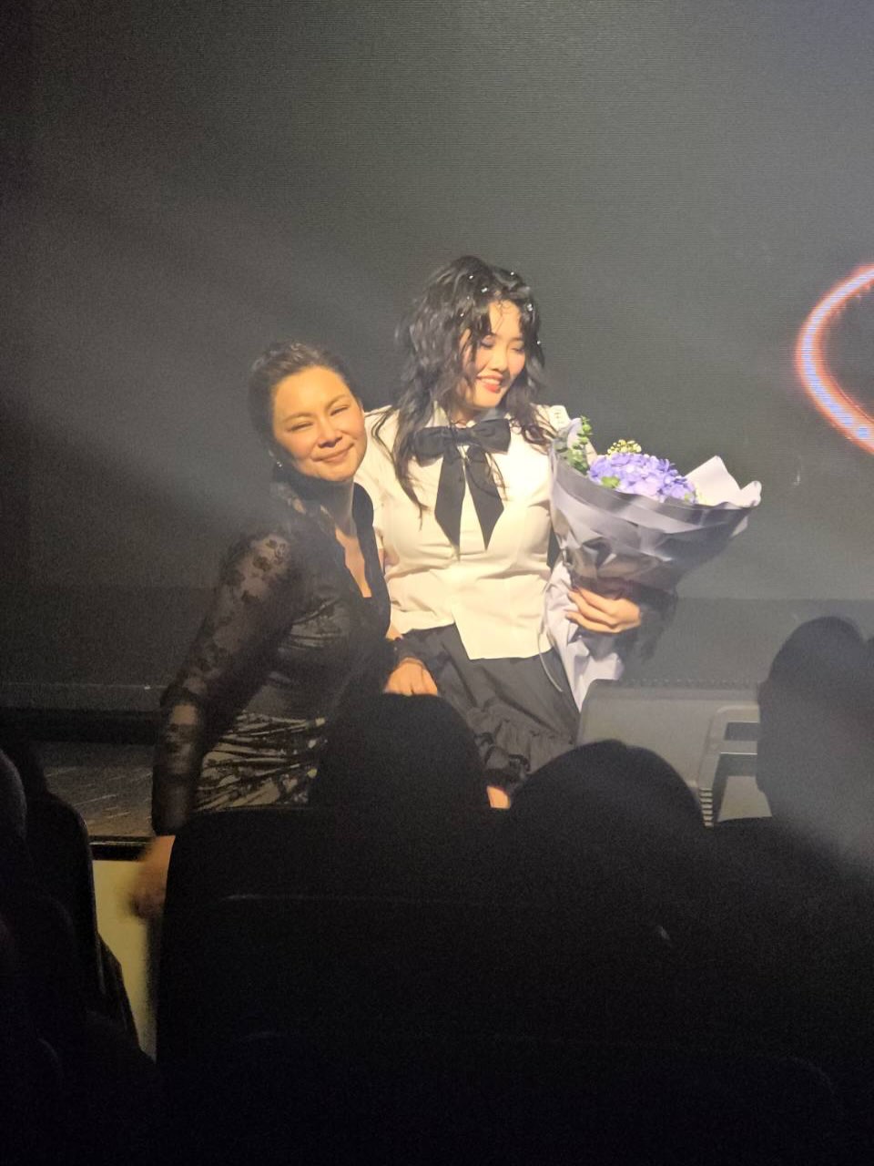 บุ๋ม - ปนัดดา วงศ์ผู้ดี