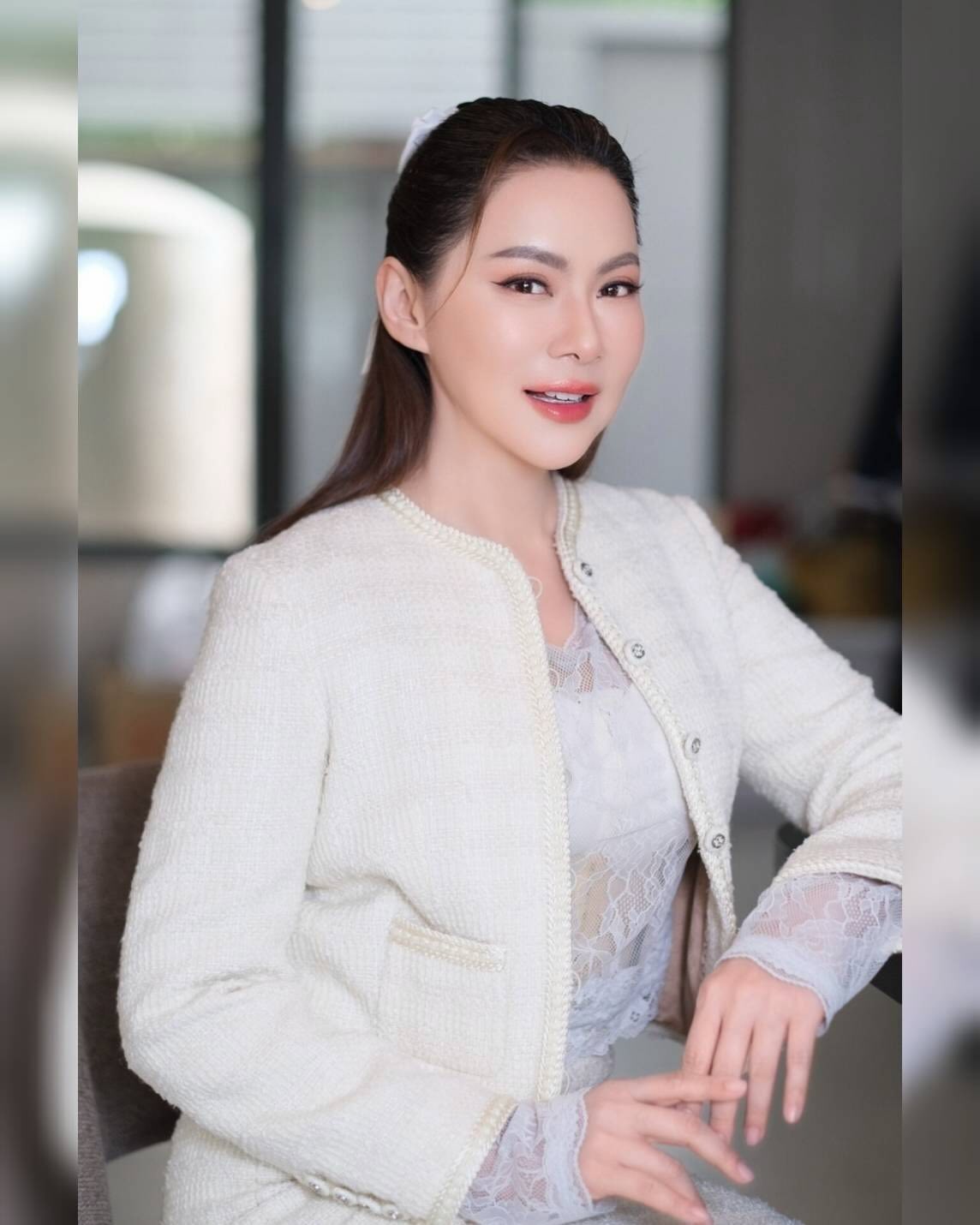 บุ๋ม - ปนัดดา วงศ์ผู้ดี