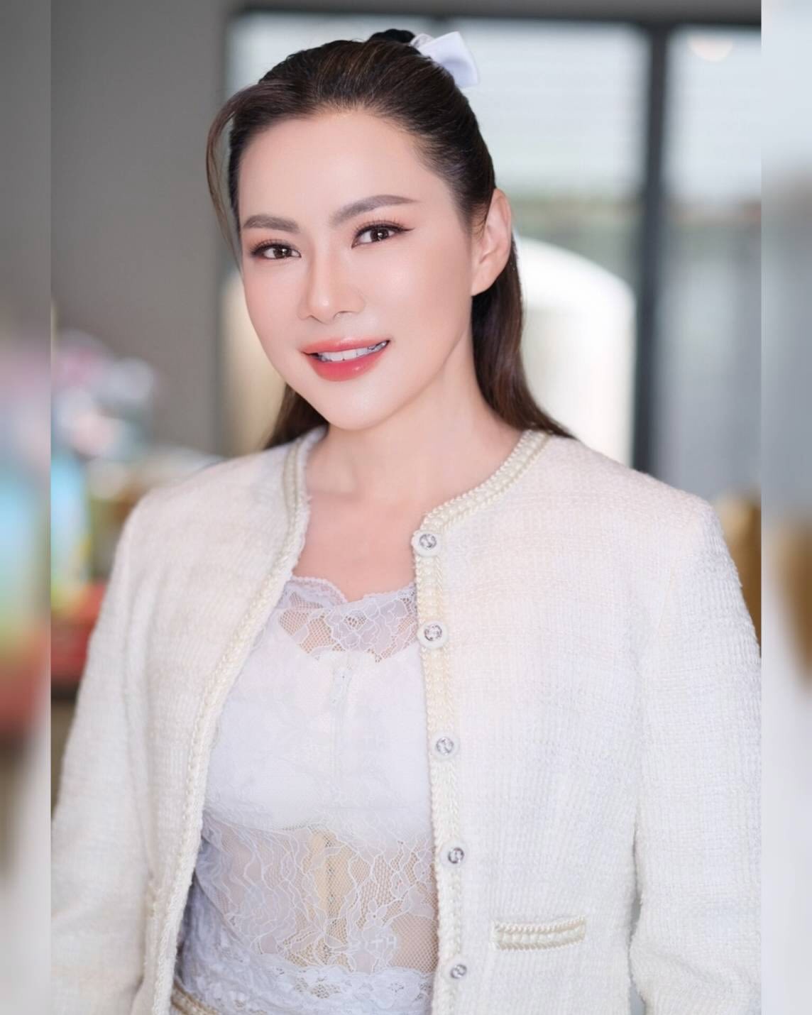 บุ๋ม - ปนัดดา วงศ์ผู้ดี