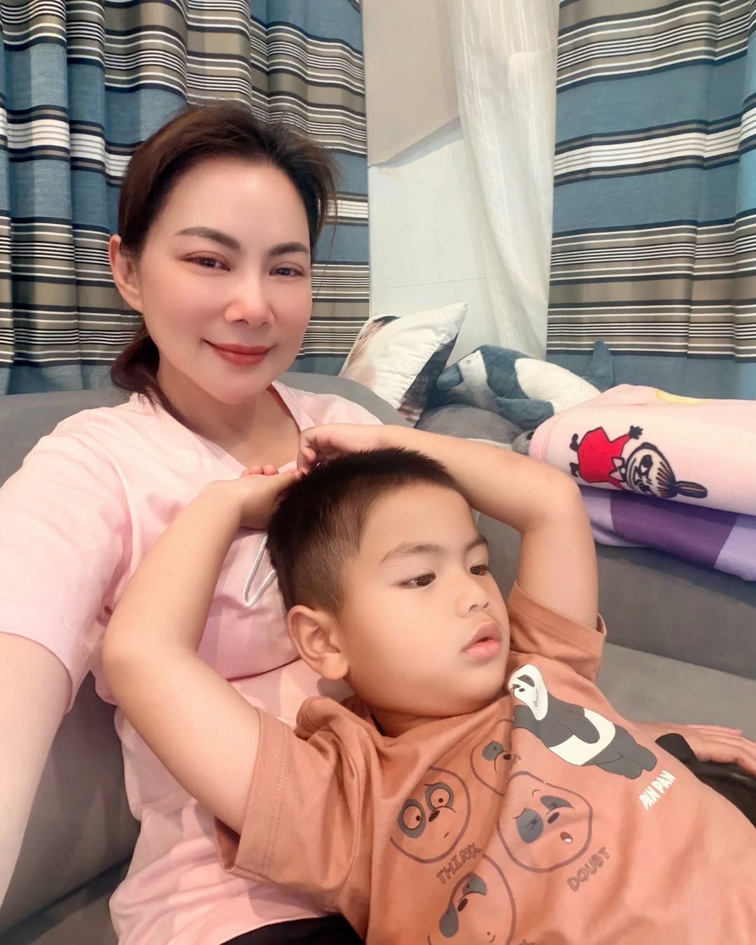 บุ๋ม - ปนัดดา วงศ์ผู้ดี