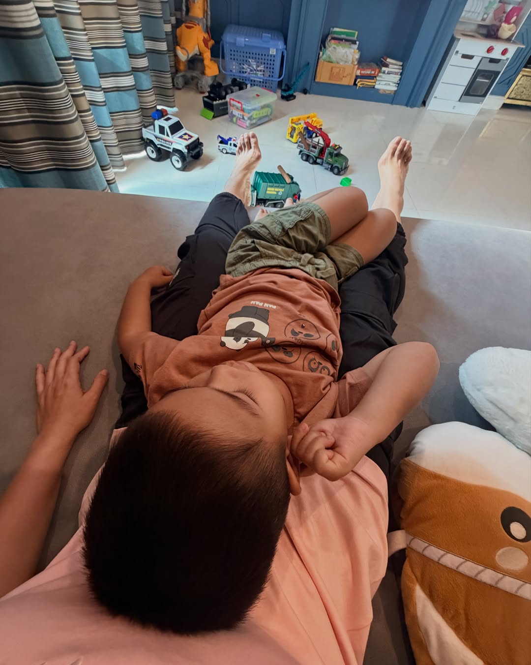 บุ๋ม - ปนัดดา วงศ์ผู้ดี