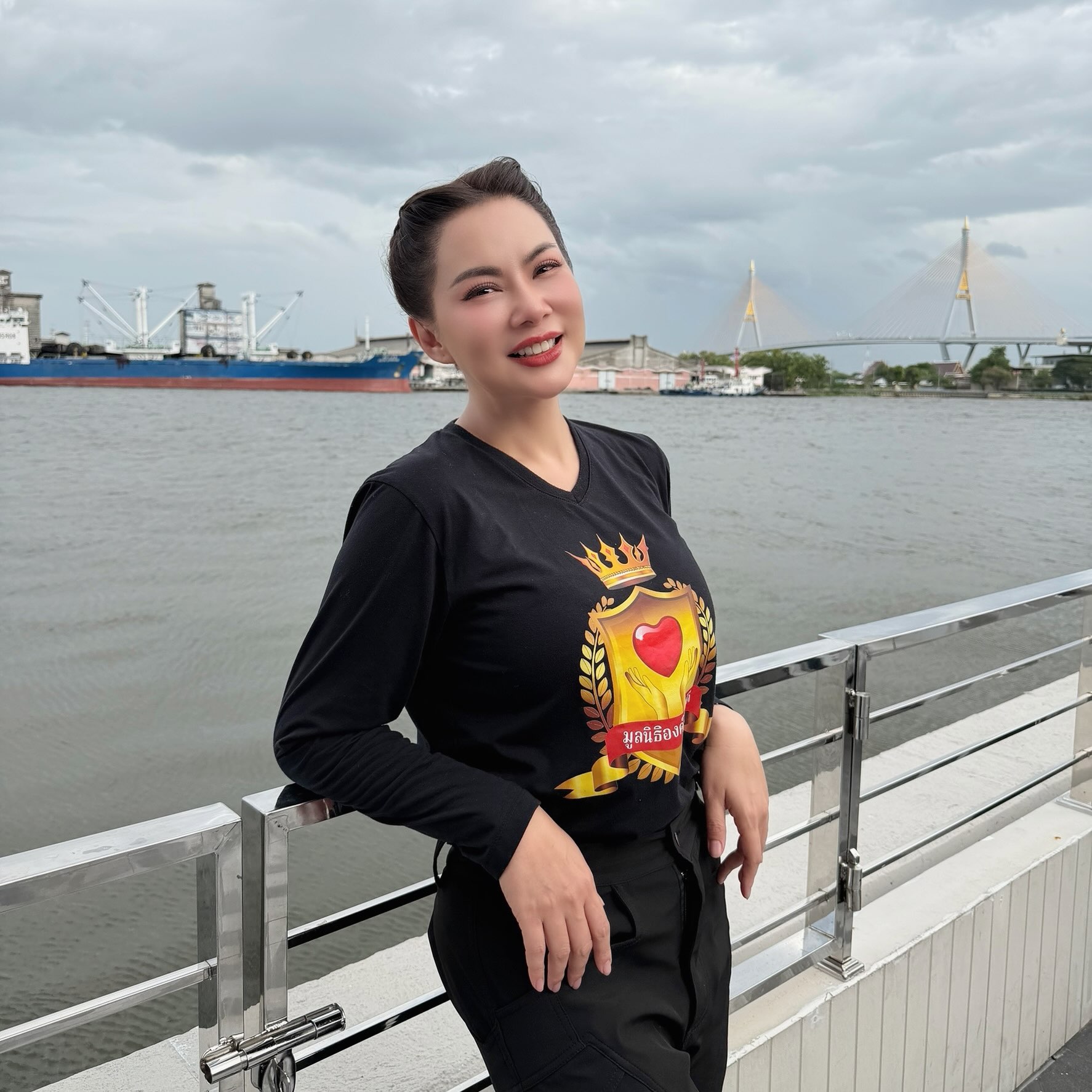 บุ๋ม - ปนัดดา วงศ์ผู้ดี