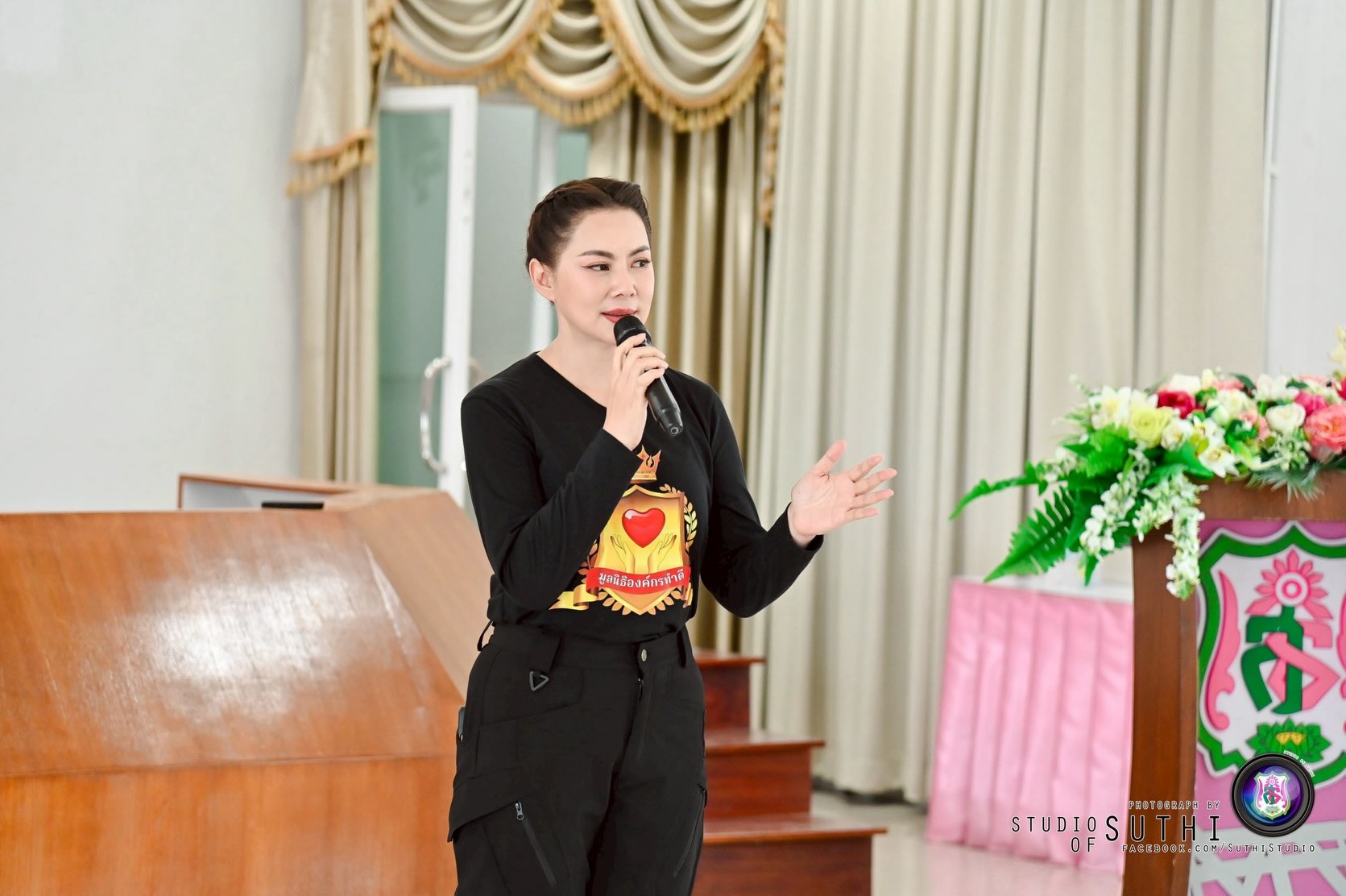 บุ๋ม - ปนัดดา วงศ์ผู้ดี