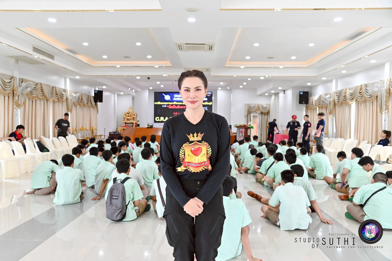 บุ๋ม - ปนัดดา วงศ์ผู้ดี