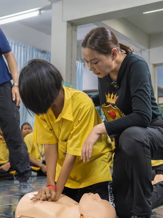 บุ๋ม - ปนัดดา วงศ์ผู้ดี