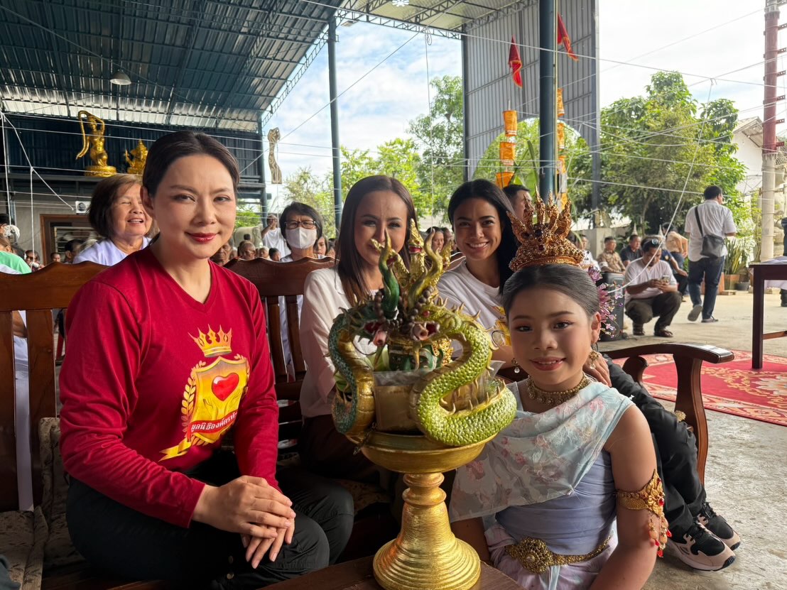 บุ๋ม - ปนัดดา วงศ์ผู้ดี