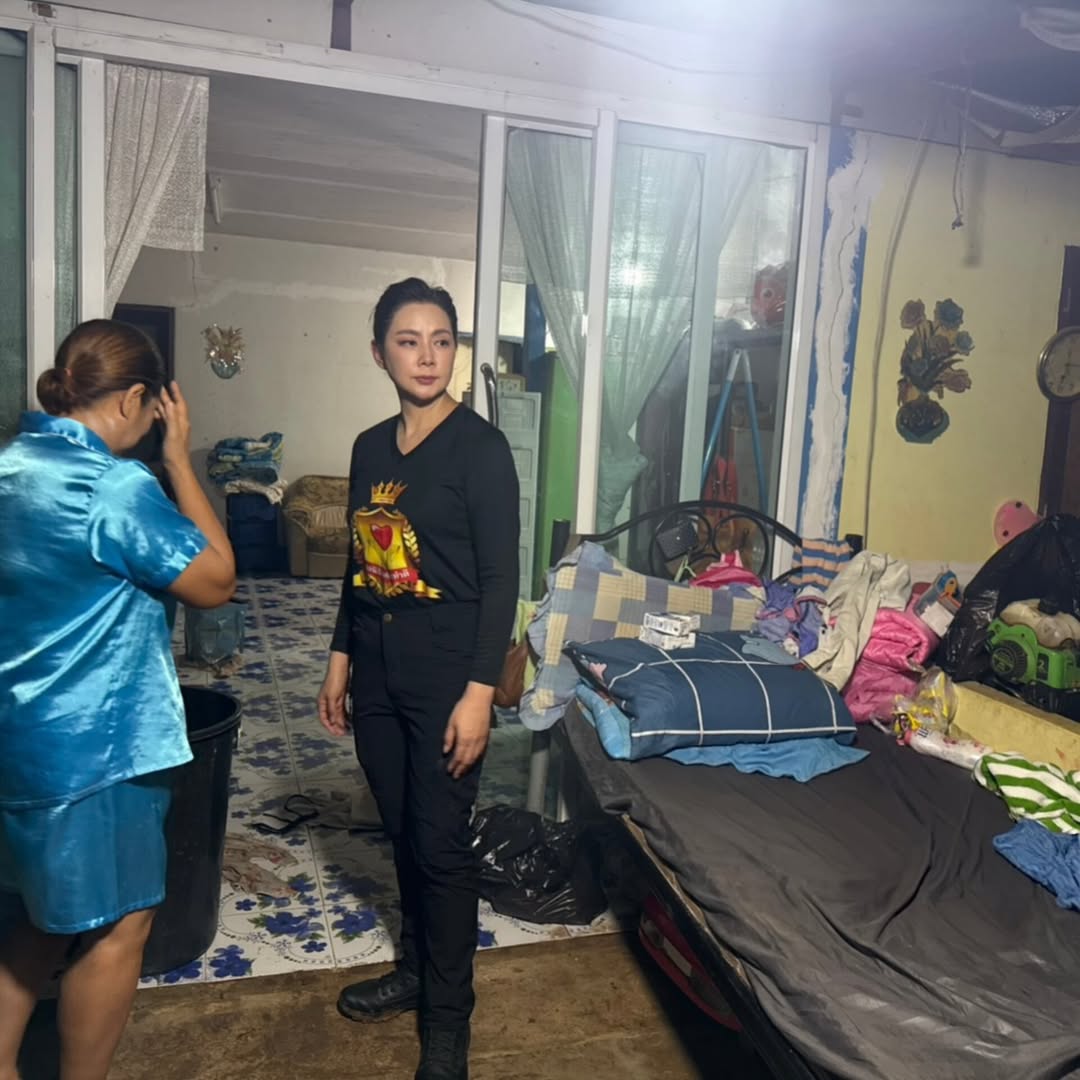 บุ๋ม - ปนัดดา วงศ์ผู้ดี