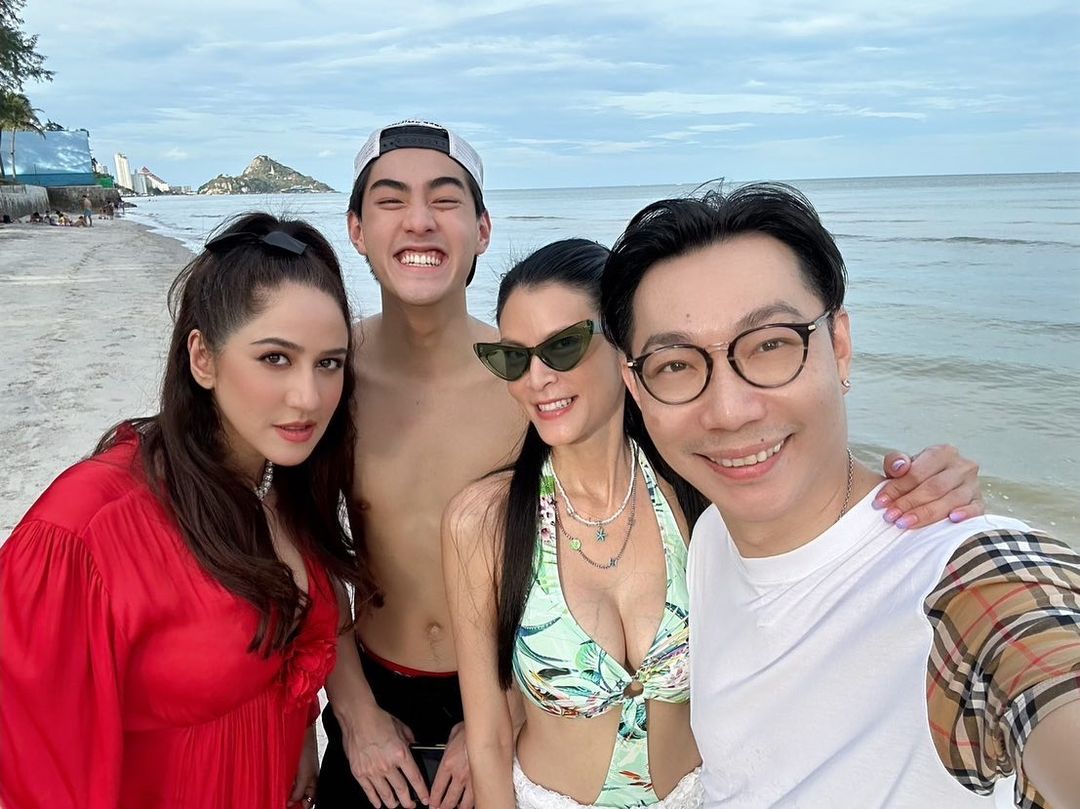 ปิ่น - เก็จมณี วรรธนะสิน
