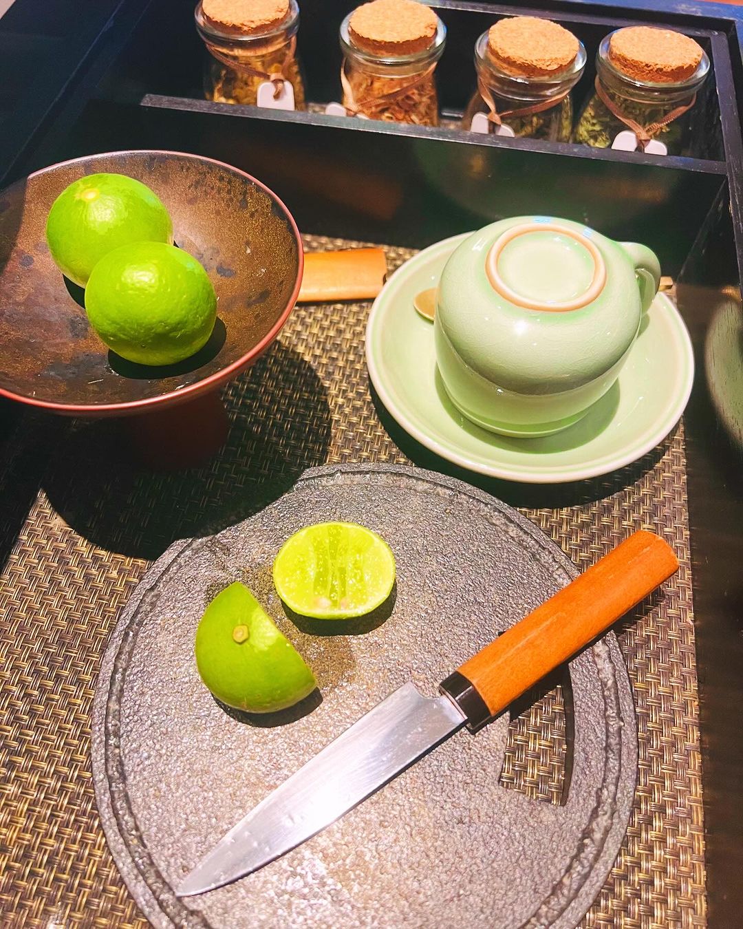 ปิ่น - เก็จมณี วรรธนะสิน