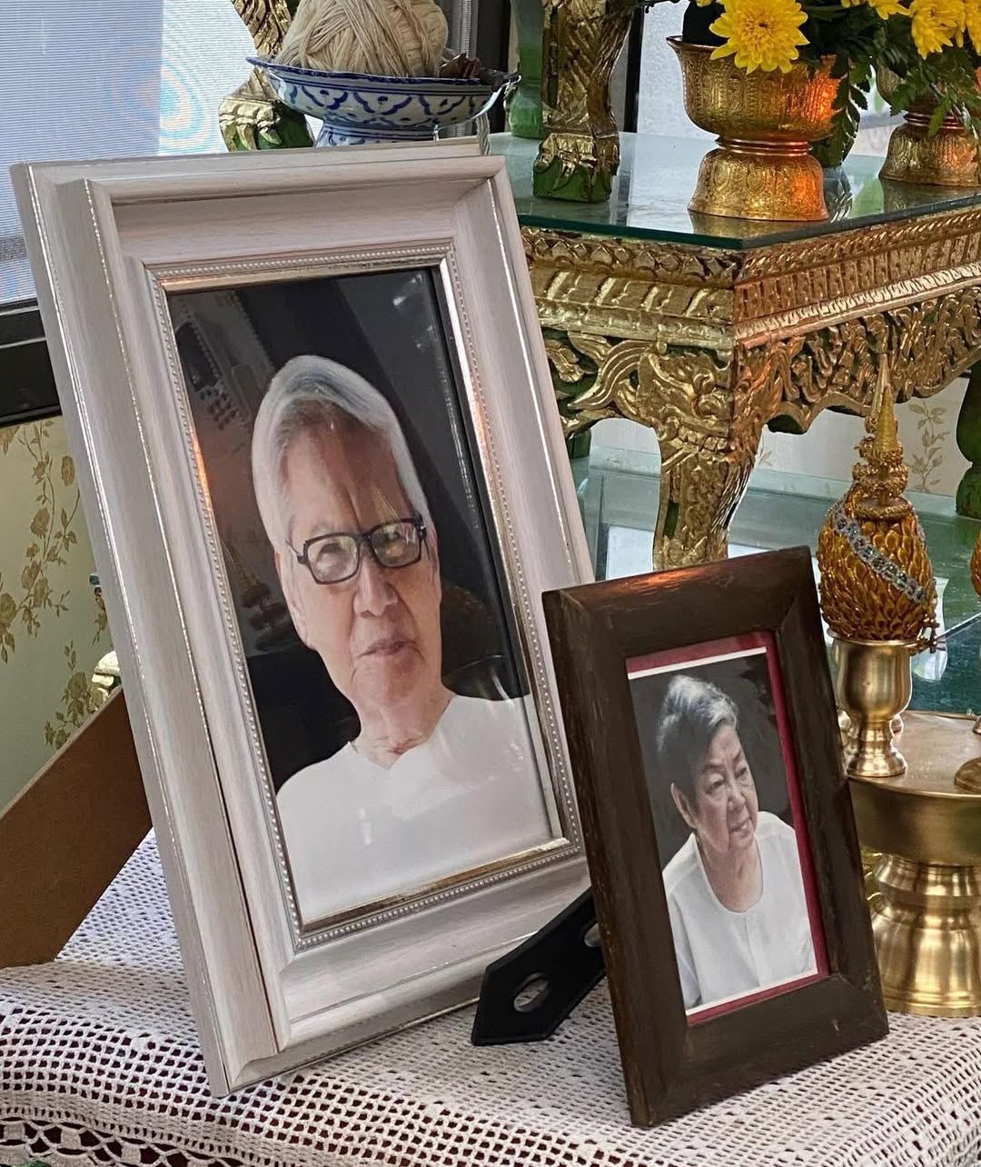 ปิ่น - เก็จมณี วรรธนะสิน