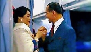 ปิ่น - เก็จมณี วรรธนะสิน
