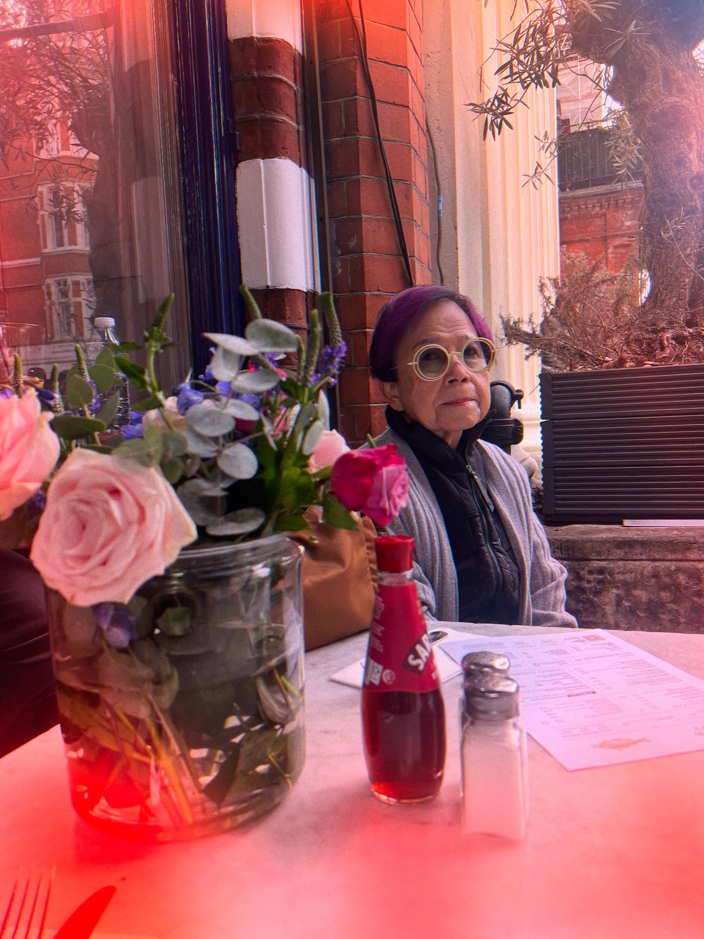 ปิ่น - เก็จมณี วรรธนะสิน