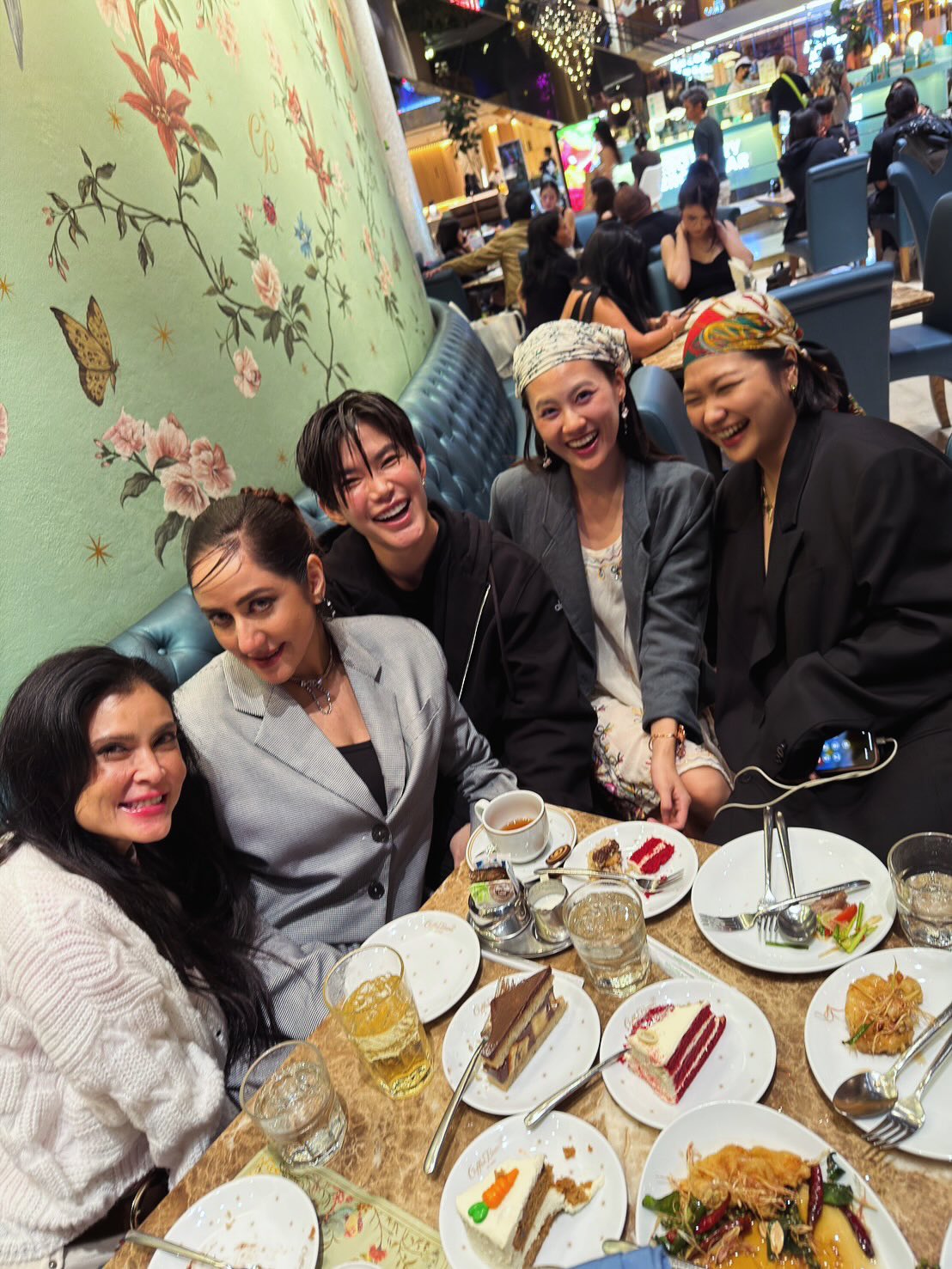 ปิ่น - เก็จมณี วรรธนะสิน