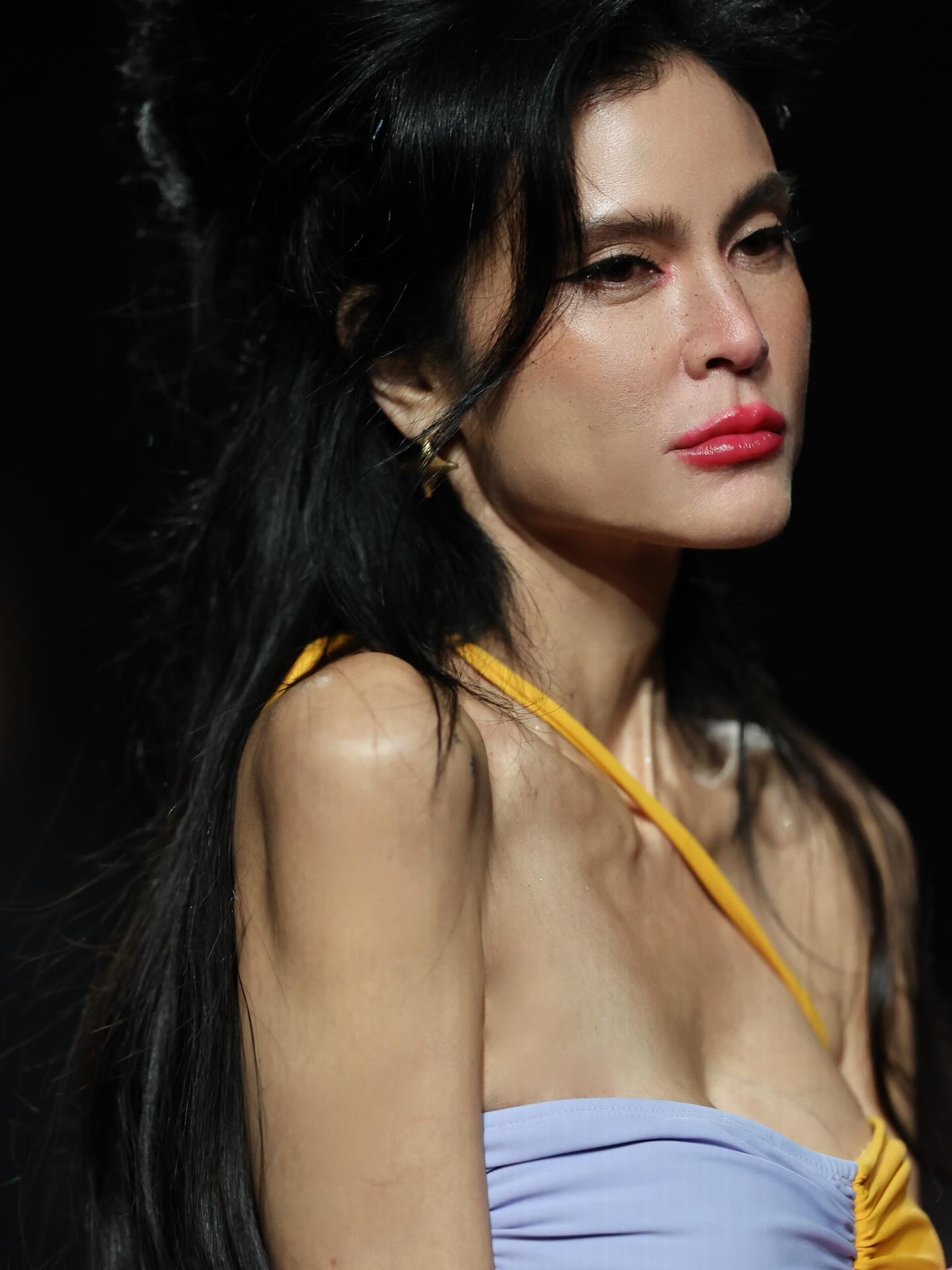 ปิ่น - เก็จมณี วรรธนะสิน