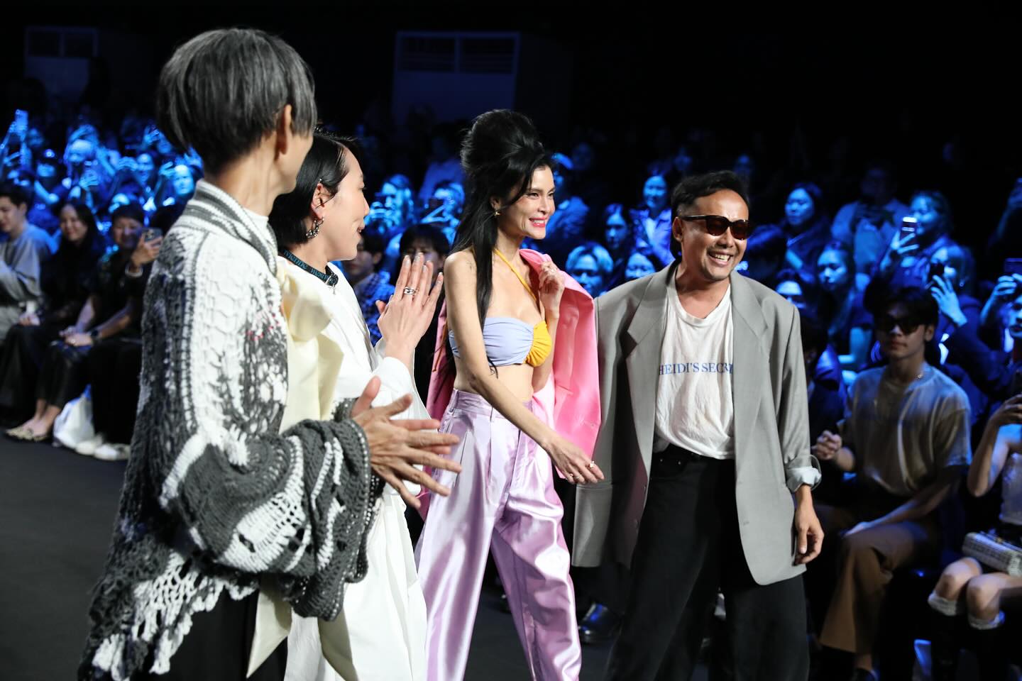 ปิ่น - เก็จมณี วรรธนะสิน