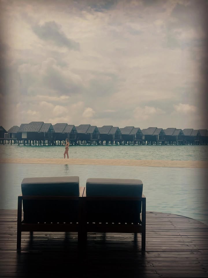 ปิ่น - เก็จมณี วรรธนะสิน