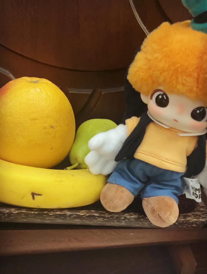 ปิ่น - เก็จมณี วรรธนะสิน