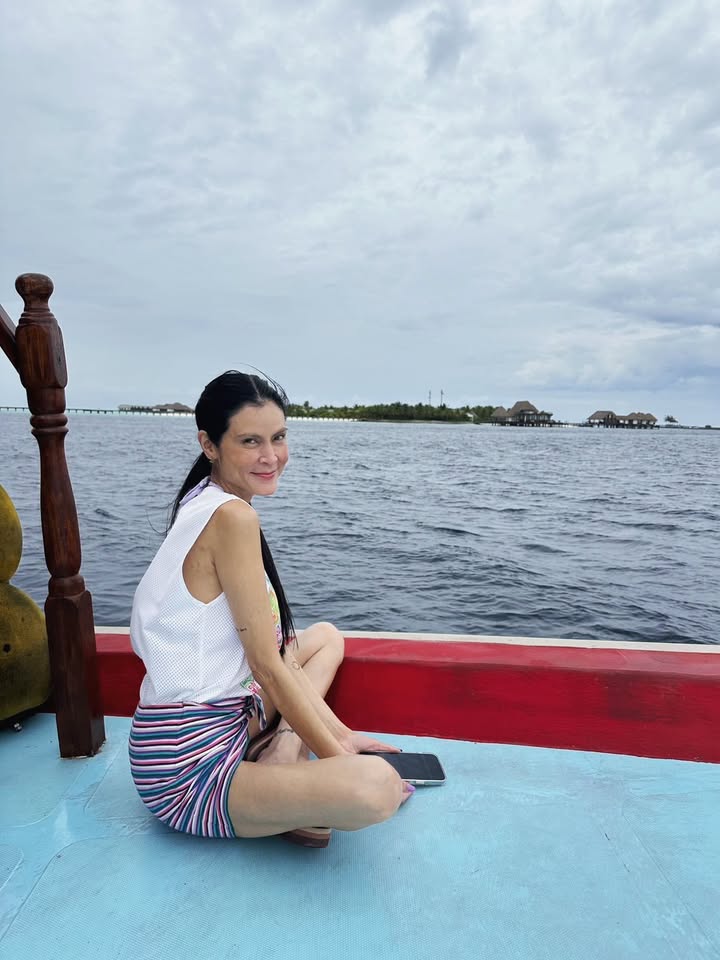 ปิ่น - เก็จมณี วรรธนะสิน