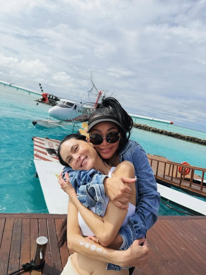 ปิ่น - เก็จมณี วรรธนะสิน