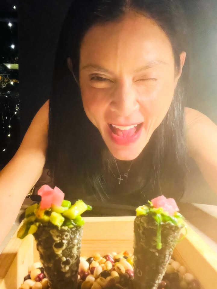 ปิ่น - เก็จมณี วรรธนะสิน