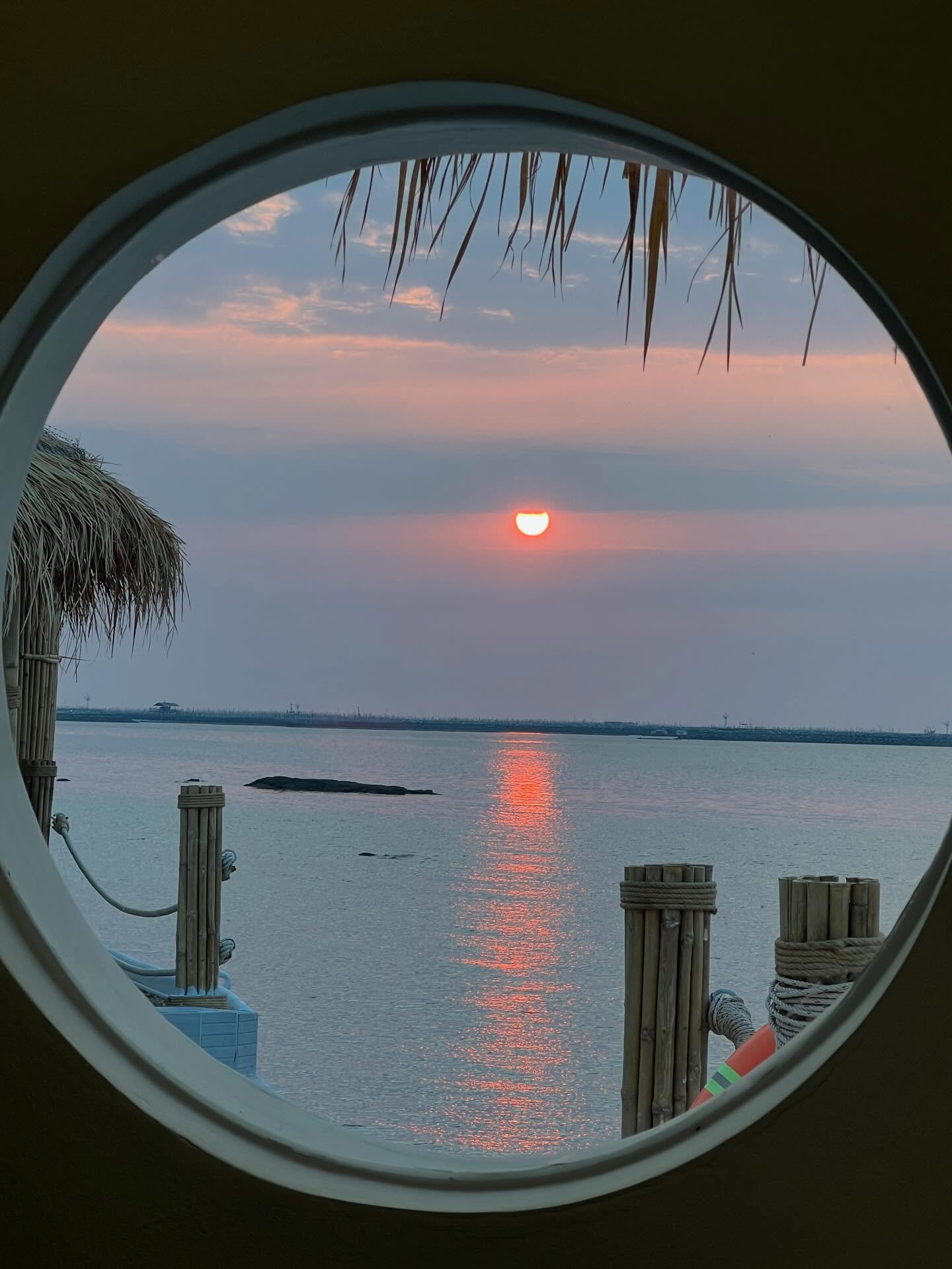 ปิ่น - เก็จมณี วรรธนะสิน