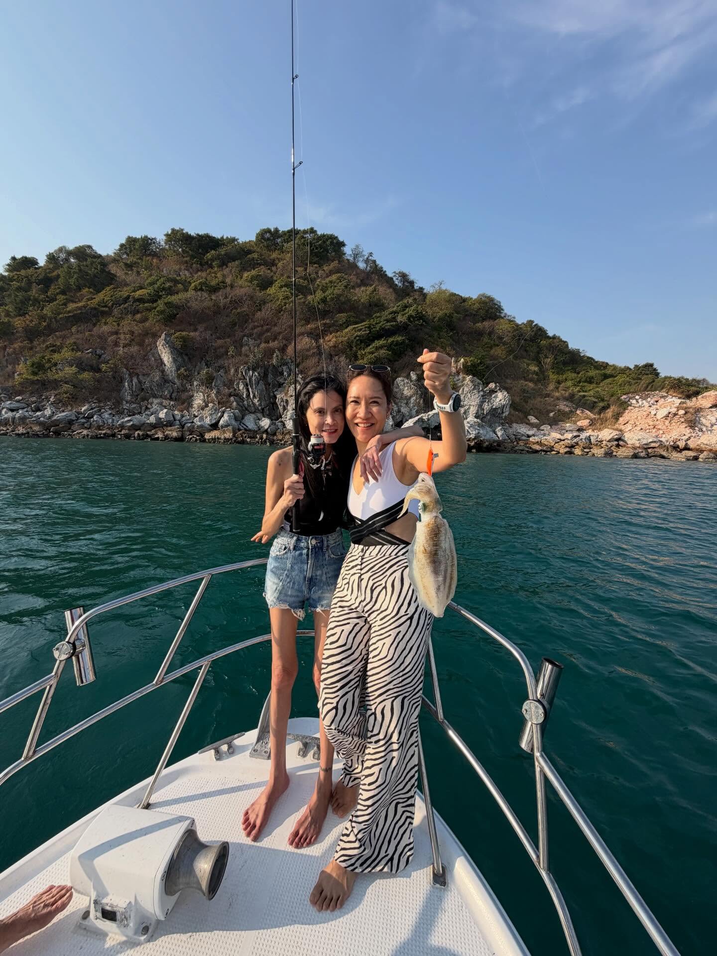 ปิ่น - เก็จมณี วรรธนะสิน