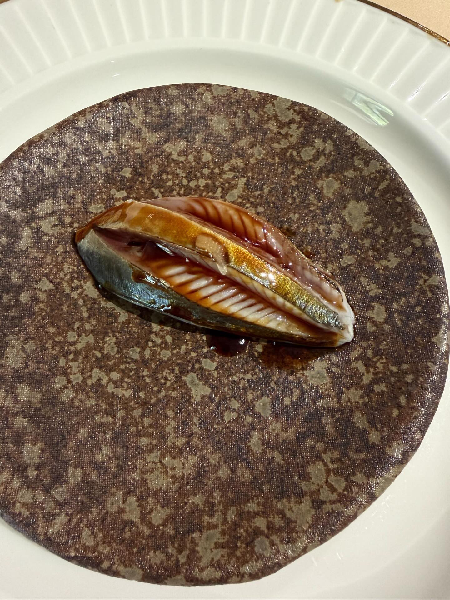 ปิ่น - เก็จมณี วรรธนะสิน