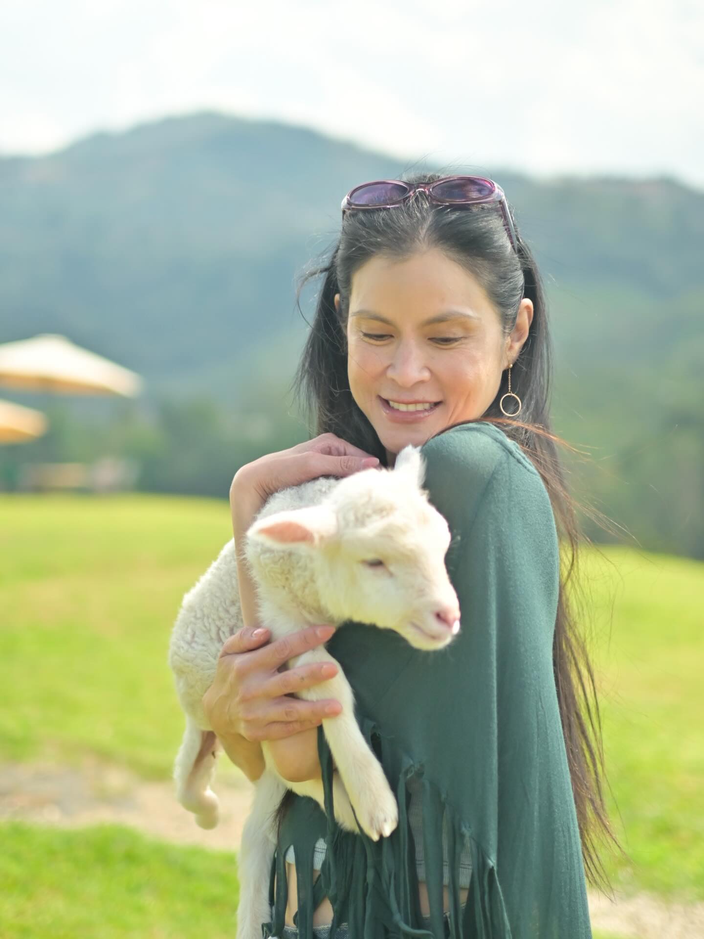 ปิ่น - เก็จมณี วรรธนะสิน