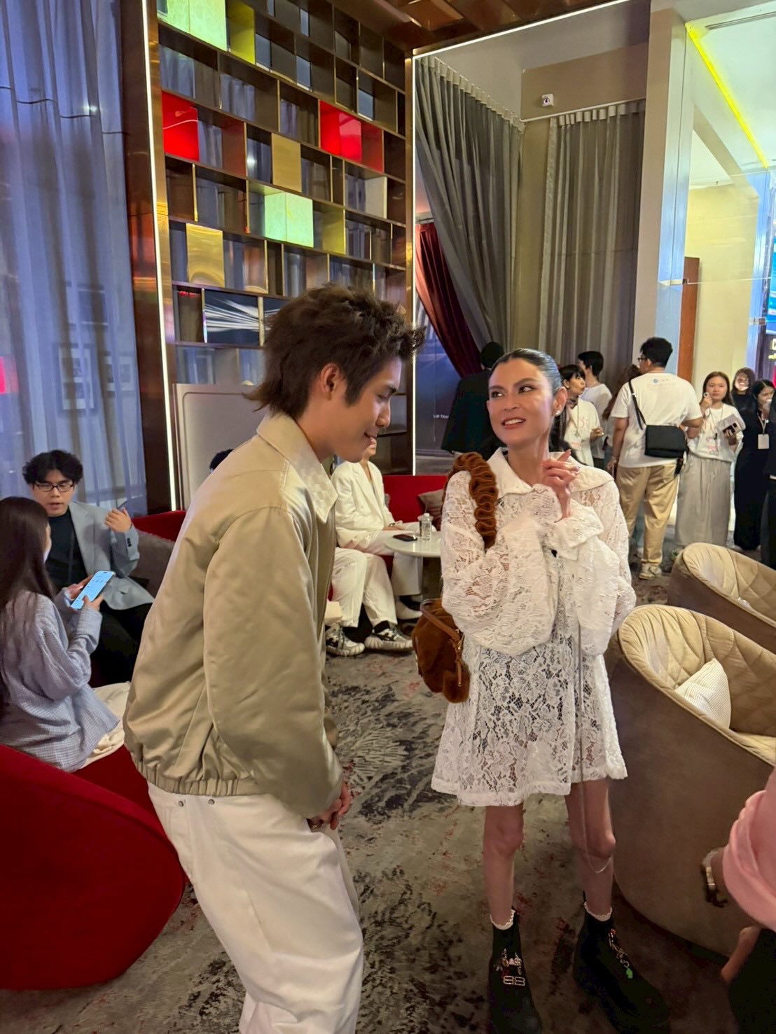 ปิ่น - เก็จมณี วรรธนะสิน