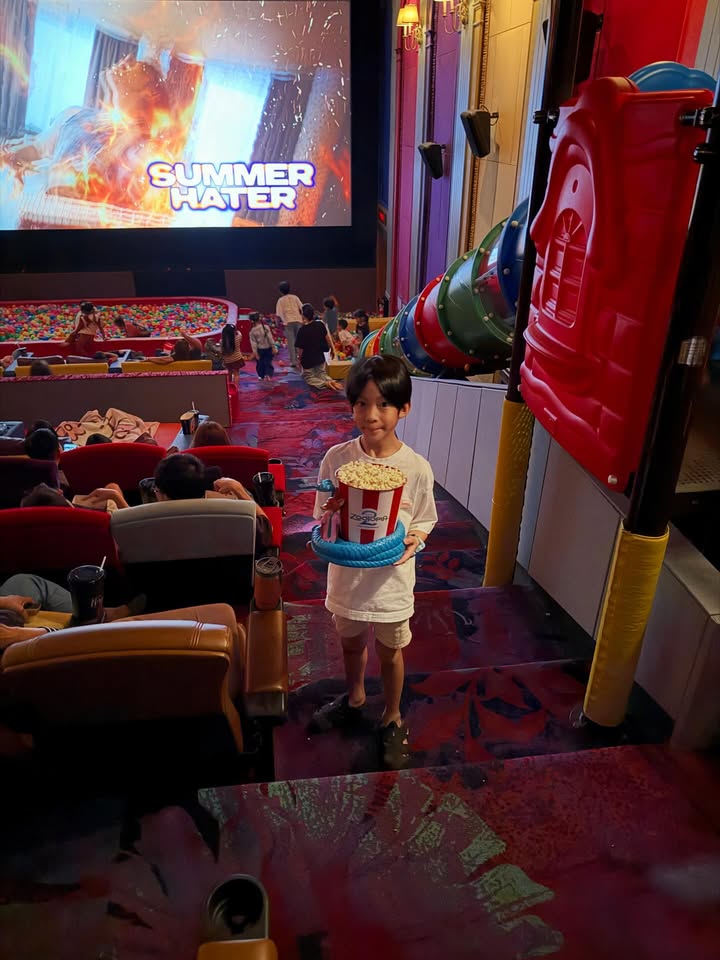 แพท - ณปภา ตันตระกูล